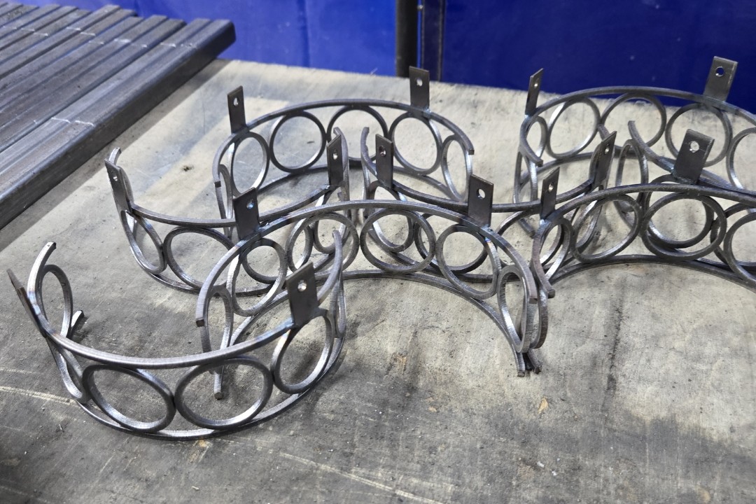 deluxe-metal-bent-rings