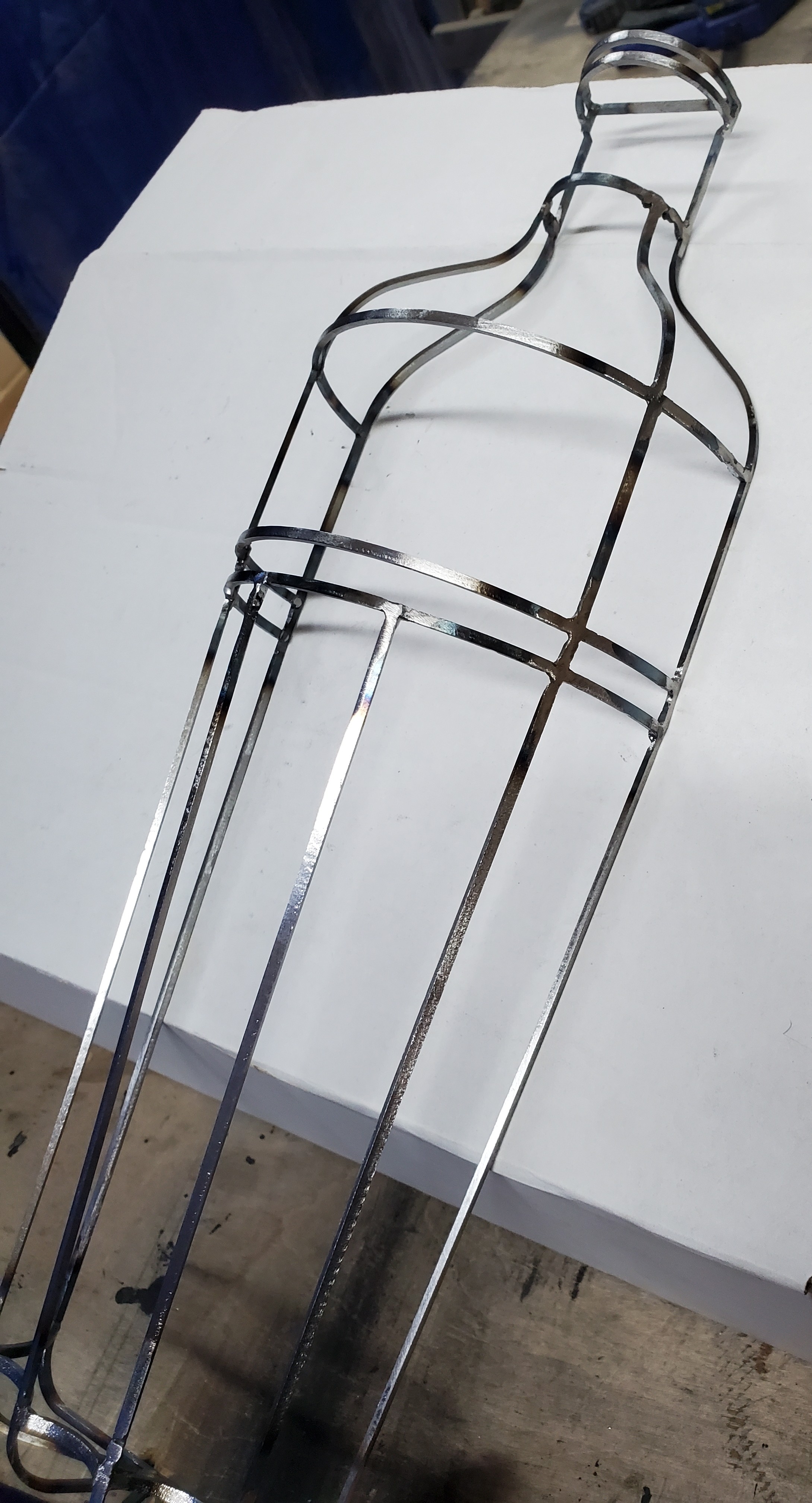 metal-wire-bottle-2